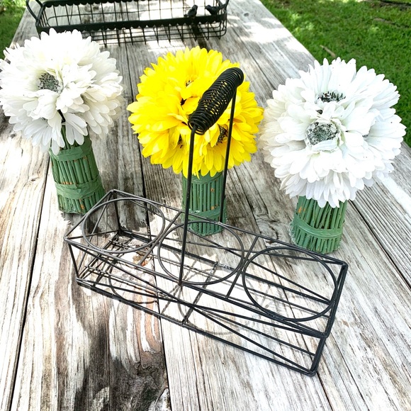 Vintage Three Unit Metal Holder and Flowers - Picture 2 of 3